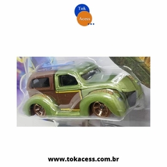 Miniatura 1:64 Hot Wheels - Character Cars - Disney 100 anos - Pixar - Crush - comprar online