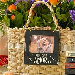 Mini Placa Fotos Aqui tem amor