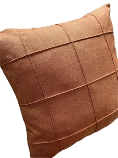 Capa Almofada Linho Grid Drapeada Terracota Grande 50x50 - comprar online