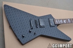 Guitarra ESP JH-2 Explorer Black Diamond Plate James Hetfield Replica Chinesa - comprar online