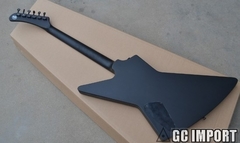 Guitarra ESP JH-2 Explorer Black Diamond Plate James Hetfield Replica Chinesa - Guitarras Chinesas Instrumentos Musicais e Acessórios