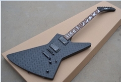Guitarra ESP JH-2 Explorer Black Diamond Plate James Hetfield Replica Chinesa