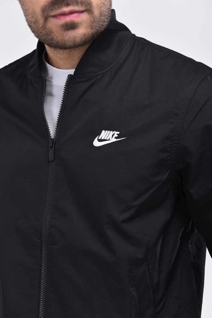 Jaqueta Nike Sportswear Sport Essentials Masculina Black - Base Sneakers  - Tênis, Roupas, Acessórios e muito mais!