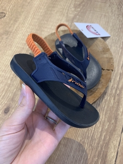 Chinelo de dedo azul e laranja (Rider) - Babies Move Brecho