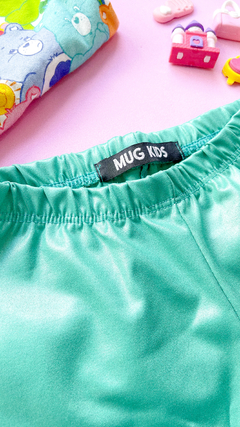 SHORTS GLOSS - VERDE ESMERALDA - comprar online