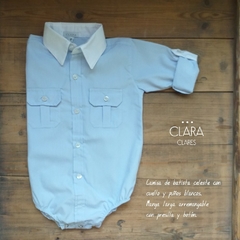 Camisa celeste con blanco