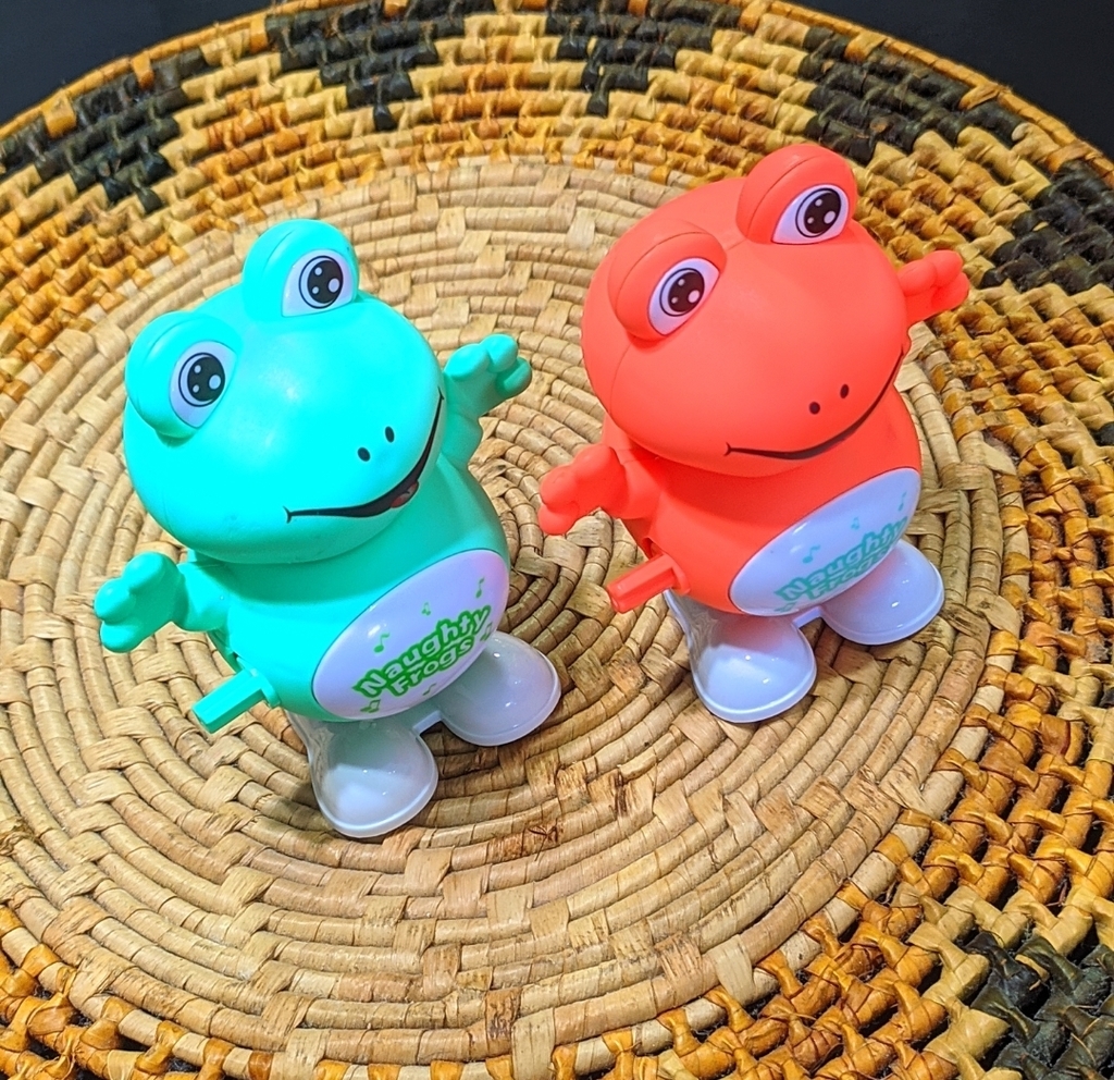 Dinossauro Colorido Movido A Corda De Brinquedo Infantil