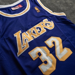 Camiseta LA Lakers Retro 1984-85 - Pick and Roll - Indumentaria NBA y Urbana