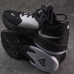 Nike Zoom Freak 4 TB "Black White" - comprar online