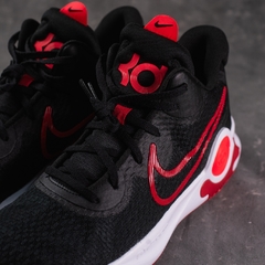 KD Trey 5 IX Black/University Red-White en internet