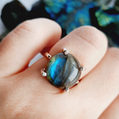 Anillo outlet de labradorita