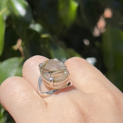 Anillo Cuarzo y rutilo de Epidoto facetado en internet