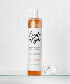 Shampoo Detox Esfoliante 1 litro - Carol kyoko + Left Cosméticos na internet