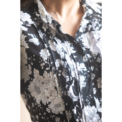 Camisa florida preta e branco - comprar online