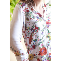 Camisa florida Zara na internet