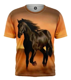 REMERA CABALLO EN LA ARENA artemix AX-1594