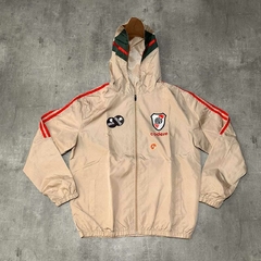 Rompeviento River beige en internet