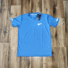 Remera azul NK - comprar online