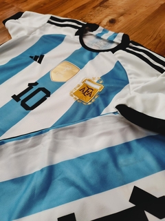 Camiseta Messi Titular 3 Estrellas AFA NIÑO