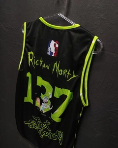 RICK C-137 - RICK AND MORTY - REGATA NBA na internet