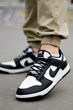 Sb dunk low panda sale