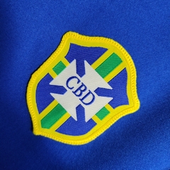 Camisa Seleção Brasileira Retrô II 57/62 Torcedor Masculina - Azul com detalhes no brasão da CBD - loja online