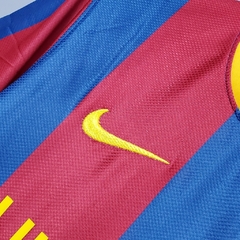 Imagem do Camisa Barcelona Retrô Home 10/11 Torcedor Nike Masculina - Vermelho e Azul