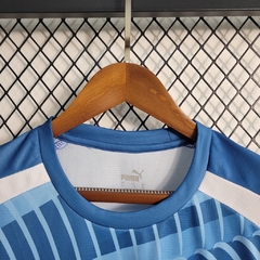 Camisa Manchester City Treino 23/24 - Torcedor Puma Masculina - Azul - Esporte Chique - A sua loja de Importações de Artigos esportivos