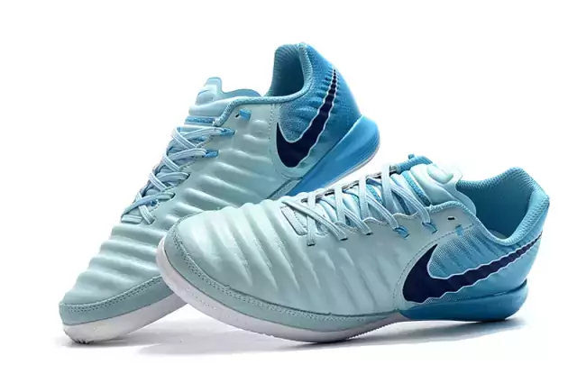 Nike cheap tiempo 888
