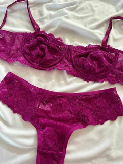 Imagem do Conjunto Victoria tomara-que-caia roxo