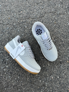 NIKE AIR FORCE REVOLUTION Comprar en Huellas Infinite