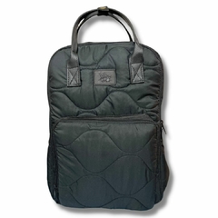 Mochila Maternal Poly Total Black Ondas - comprar online