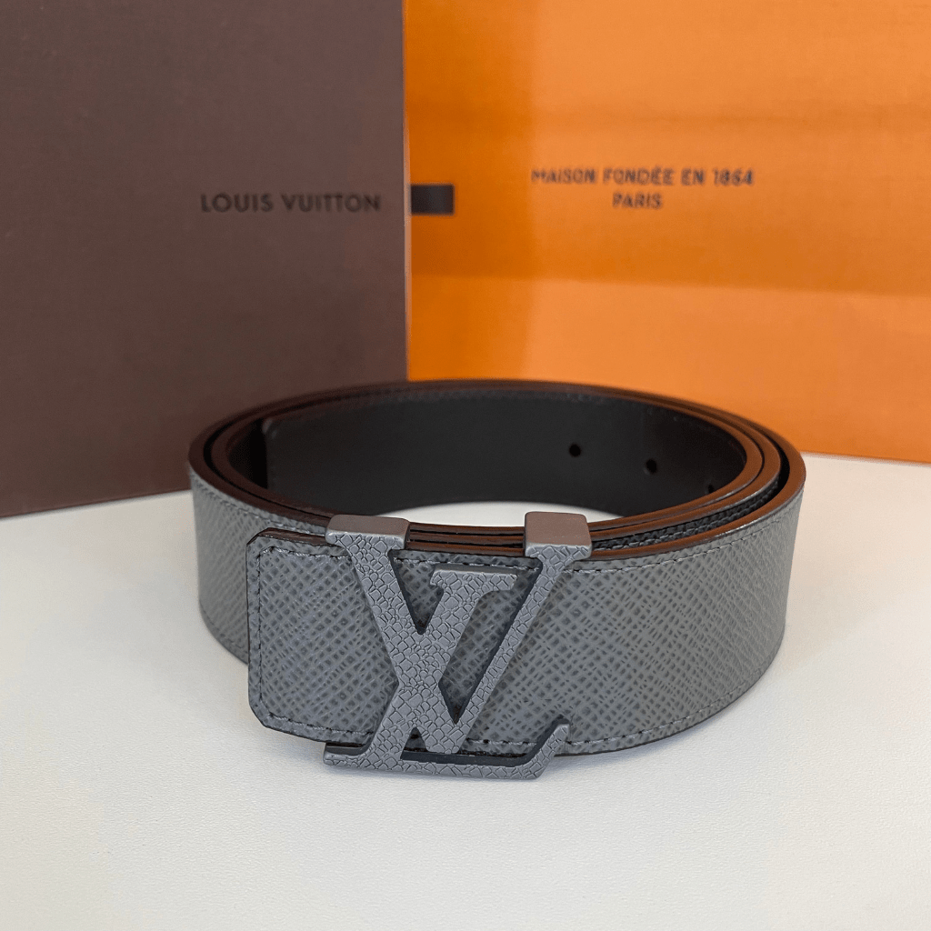 Cinto Louis Vuitton Original Camurça Initiales Cinza Masculino