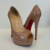 Scarpin Christian Louboutin Nude Verniz na internet