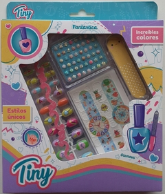 SET DE UÑAS TINY FASHION (7450077135403)