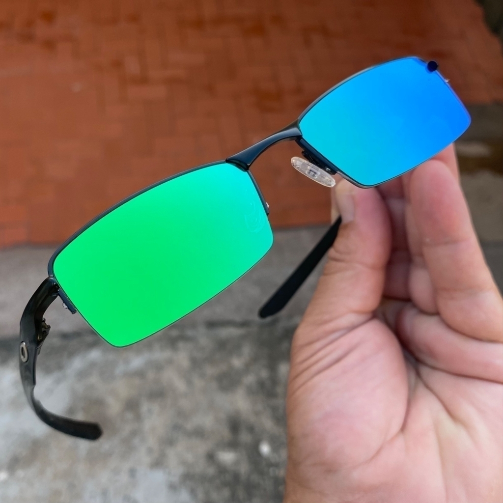 Oculos de Sol Juliet Mandrake Cores Top Espelhado Lupa do Vilão - Orizom -  Óculos de Sol - Magazine Luiza