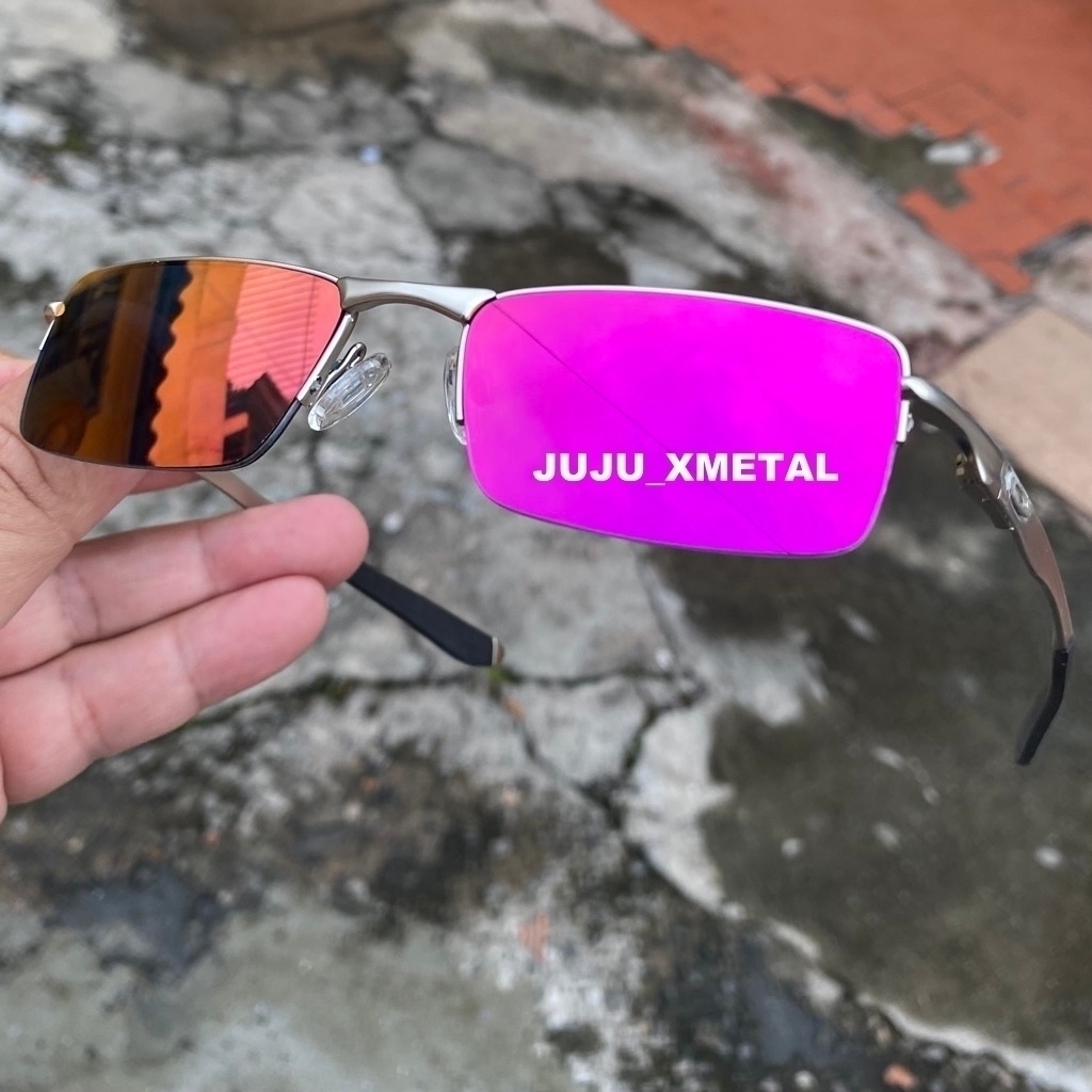 Óculos Lupa Mandrake Vilão Oakley Juliet X-Metal Lente Rosa
