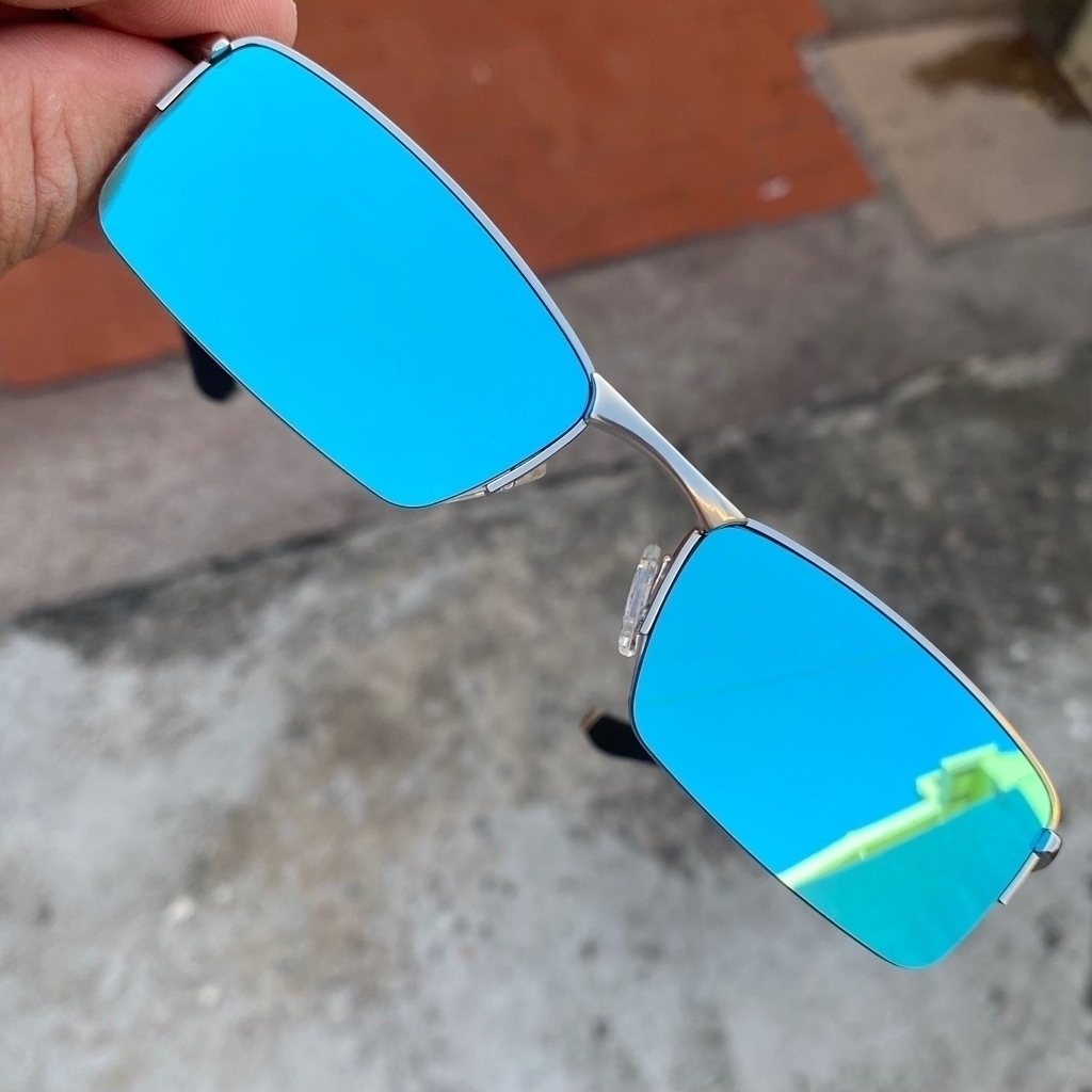 Oculos Juliet Mandrake Lupinha Vilão Oakley Bonito elegante Azul Bebe em  Promoção na Americanas