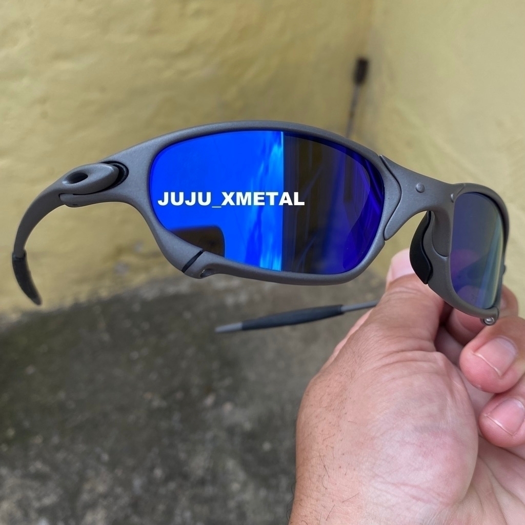 Óculos Juliet com armação metálica na cor preta e lentes polarizadas Uv400  na cor azul escuro. – JOC MODAS