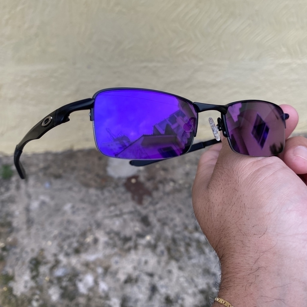 Óculos de Sol Lupa do Vilão Preto Lente Roxa