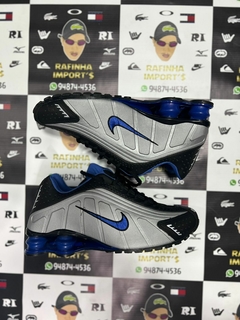 Tênis Nike Shox R4 - Azul/Preto e Cinza