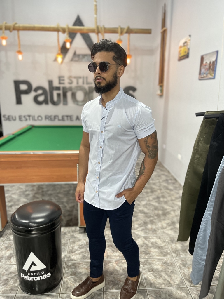 Camisa gola Padre Masculina - Azul Clara