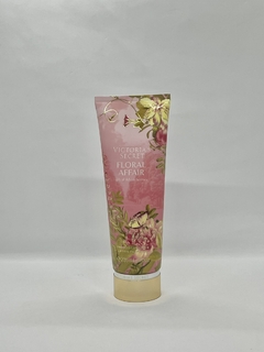 CREME VICTORIA SECRET FLORAL AFFAIR 236ML