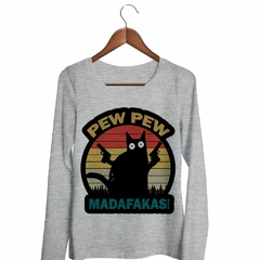 Remera Manga Larga Pew Pew Madafakas Ojos Arma Color - TiendaCubik