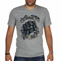 Remera Puño Con Pinches Vintage Bro Fist - tienda online