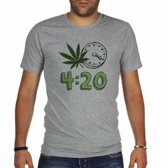 Remera Its 420 Reloj Cannabis Chala