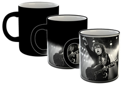 Taza Acdc Angus Young Rock #2 - TiendaCubik