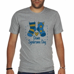 Remera Medias Sindrome Down Corazon - tienda online