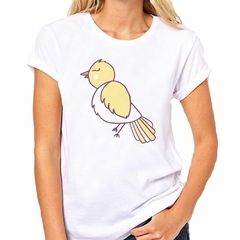 Remera Pajaro Amarillo Ojos Cerrados - comprar online