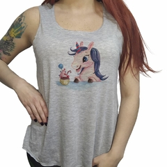 Musculosa Unicornio Feliz Comiendo